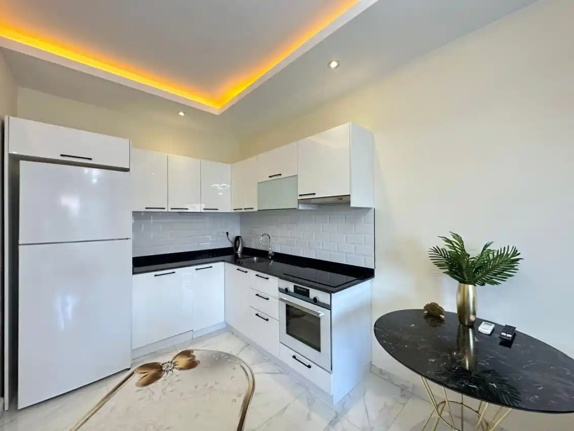 housebind Квартира 1+1 с мебелью в большом комплексе в Кестель