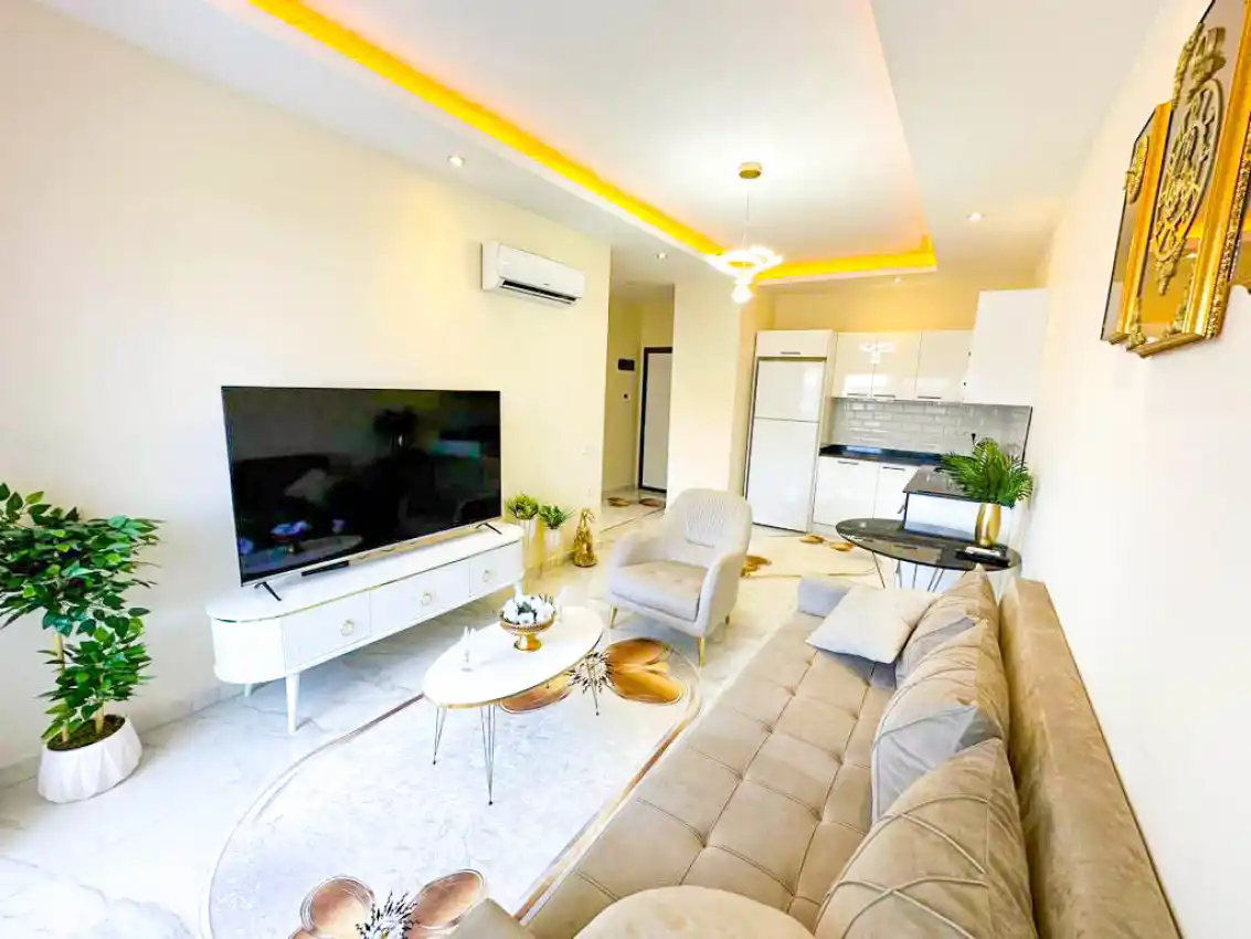 housebind Квартира 1+1 с мебелью в большом комплексе в Кестель